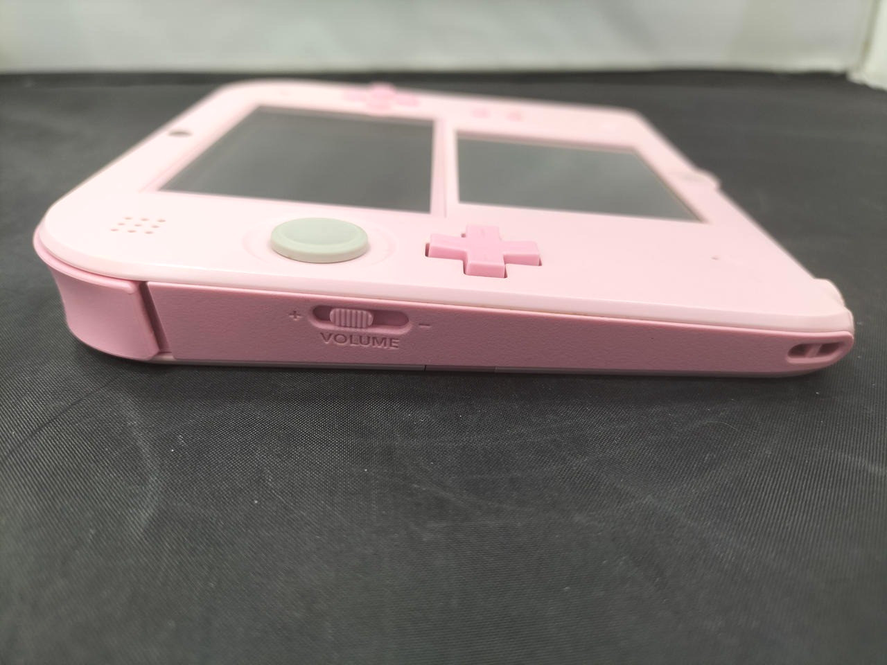 Nintendo 2DS Pink Console FTR-001 Handheld With Charger No Software