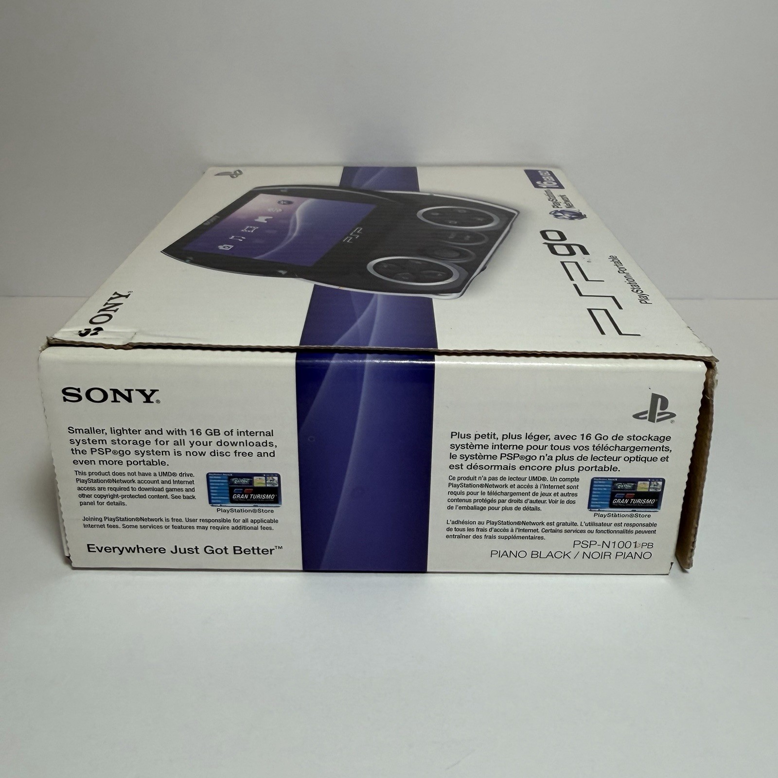 Sony PSP GO 16GB PSP-N1001 Console Handheld Portable Black In Box No Charger