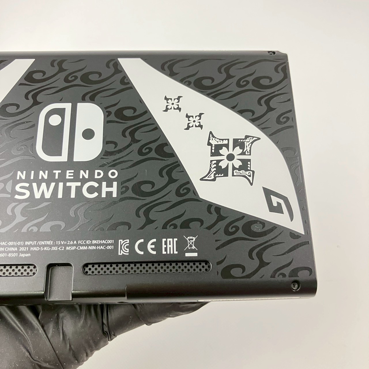 Nintendo Switch Monster Hunter RISE HAC-001(-01) A Rank Console Region Free H8TM