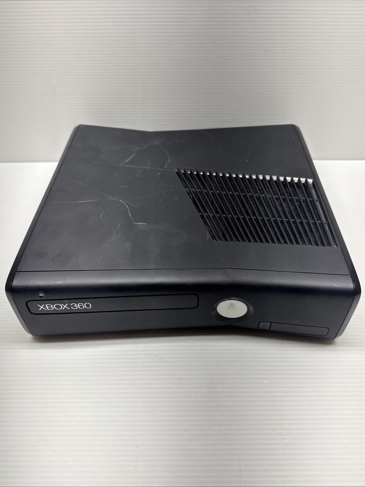 Microsoft Xbox 360 S 4GB Console Gaming System Only Matte Black 1439