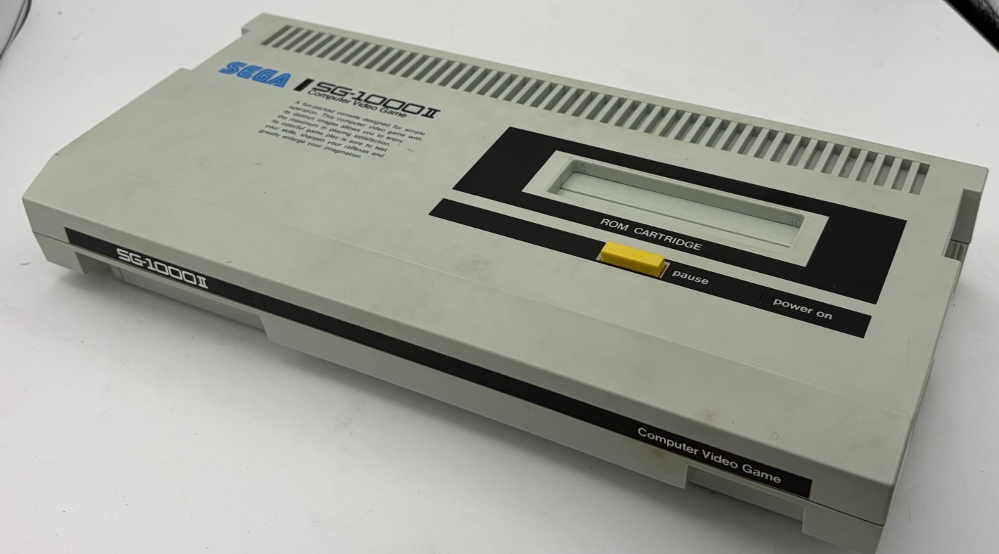 SEGA computer video game SG-1000II console with box with AC adapter