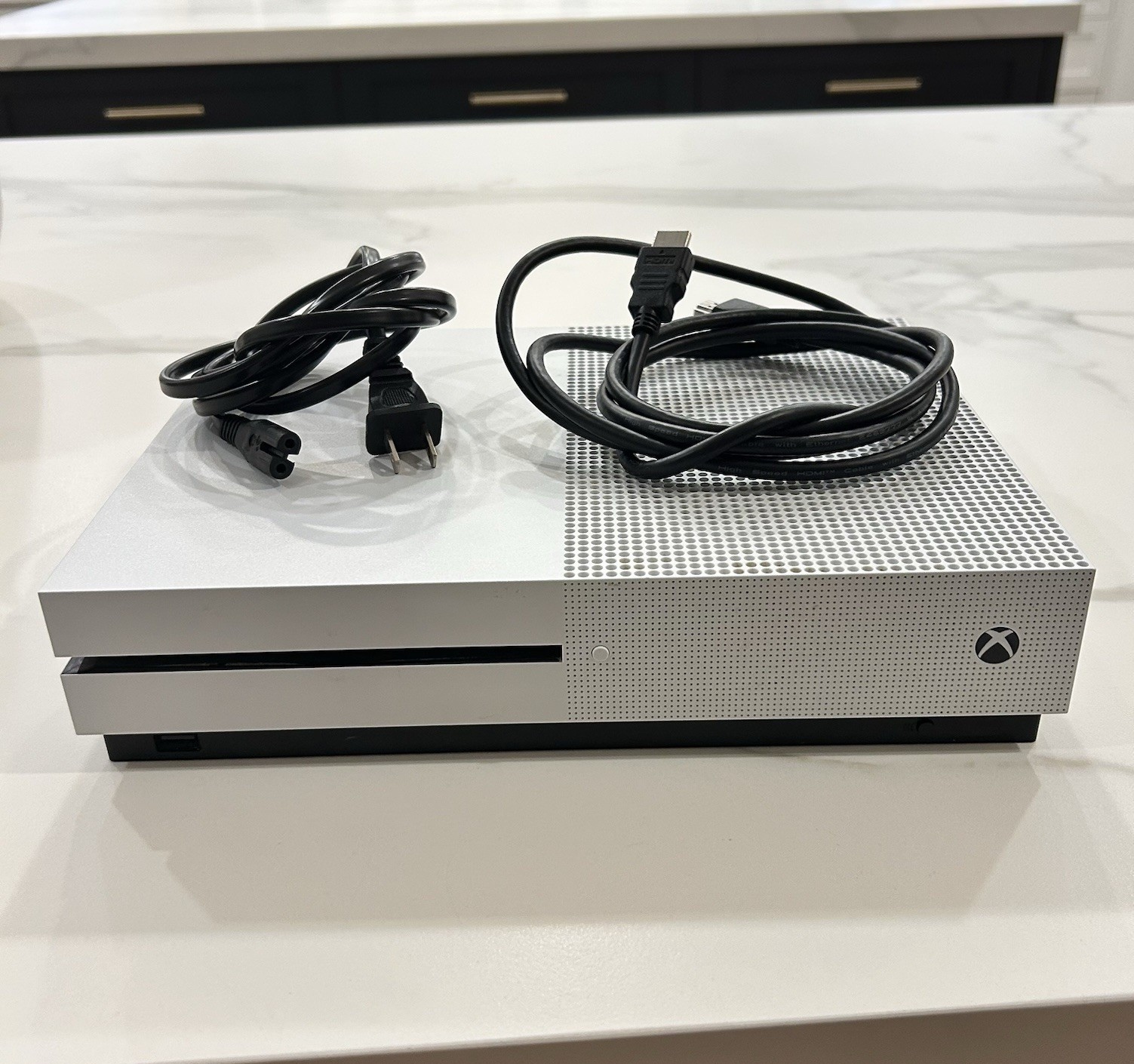 Microsoft Xbox One S 500GB 4K UHD Wi-Fi Blu-ray Console White w/ HDMI/Power