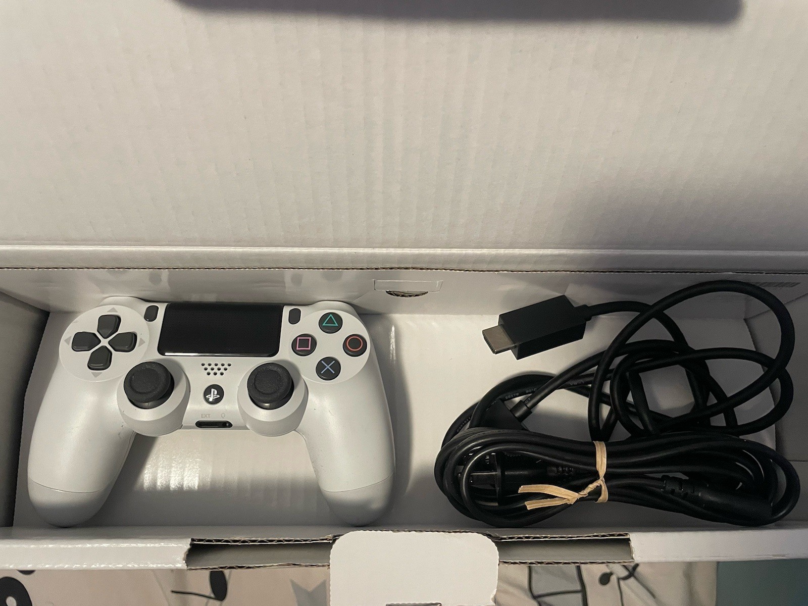 Low Firmware PS4 Pro 1TB CUH 7215-B Console Pre owned- Comes With Cables