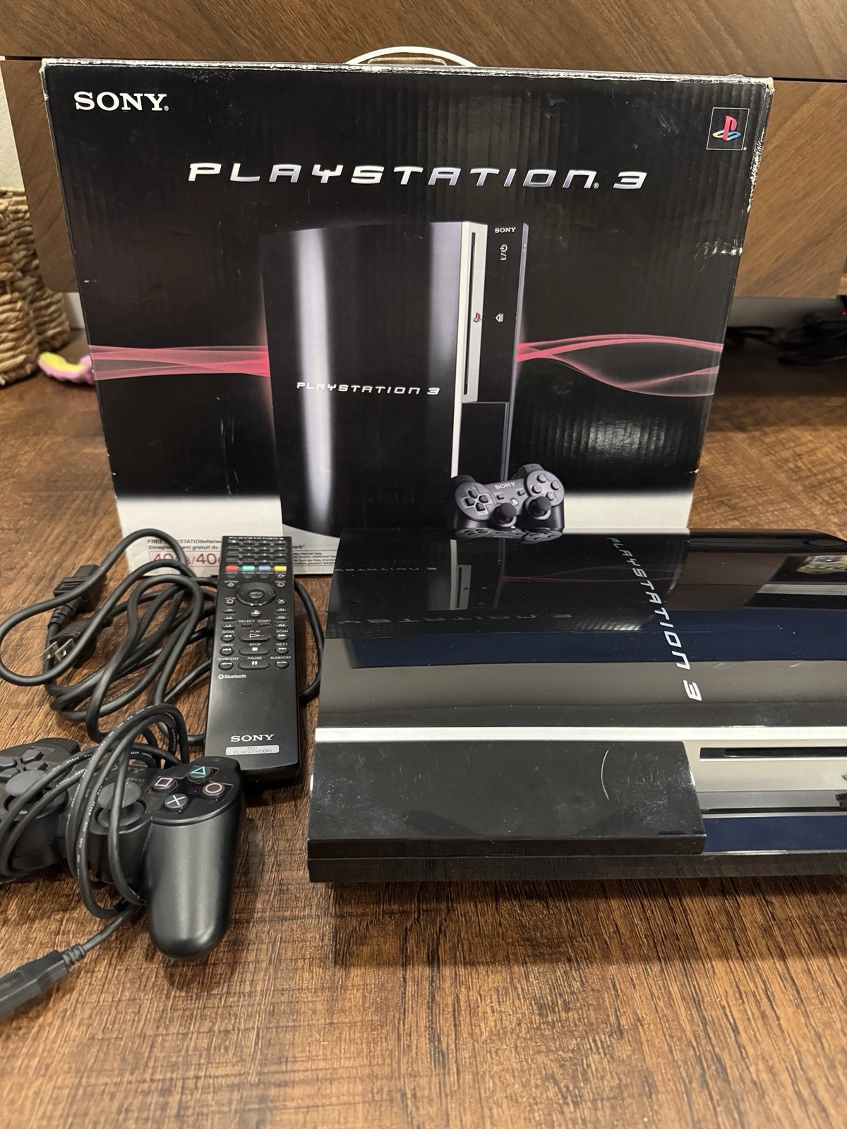 Sony PlayStation 3 40GB Home Console – Box Controller Remote All Working – Black