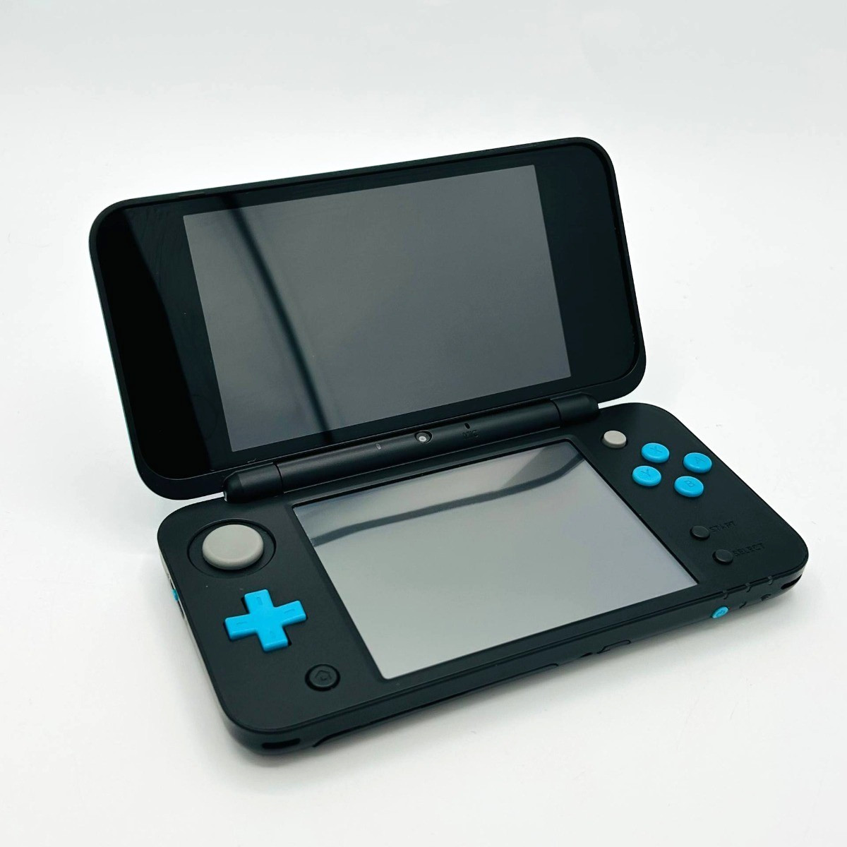 New Nintendo 2DS XL Blue & Black 32GB – 100% Customized