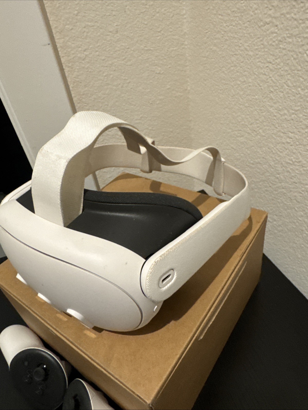 Meta Quest 3 128GB Standalone All-in-One VR Headset S3A