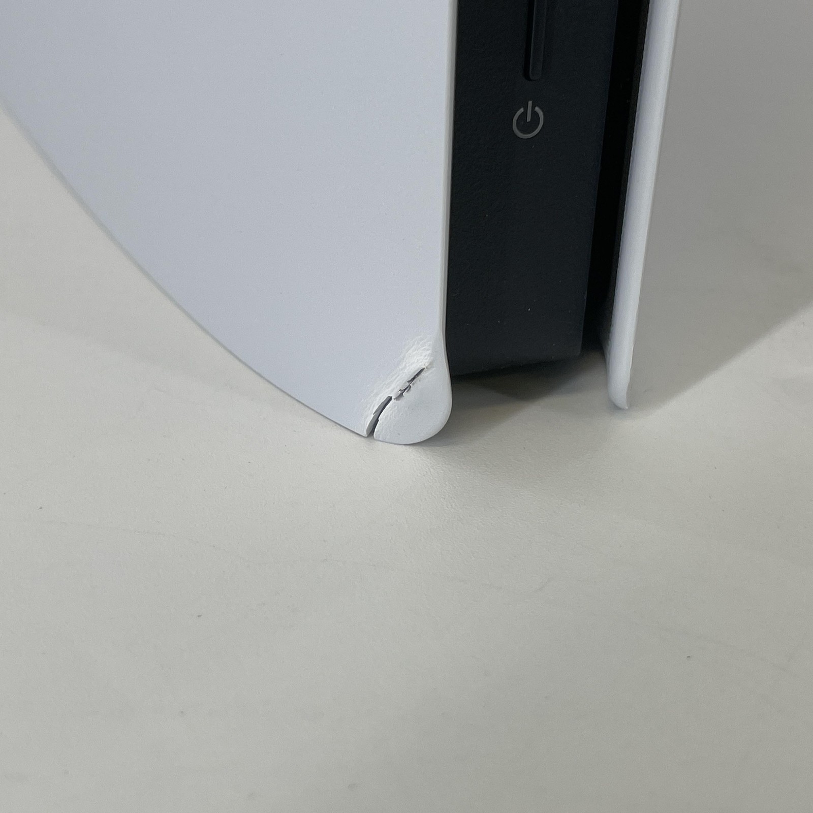 Sony PlayStation 5 Slim Digital Edition Console White 825GB – Very Good