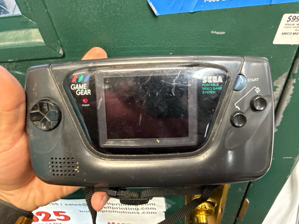 Sega Game Gear 2110 Battery Powered Game System – Defective/As-IS (E10049695)