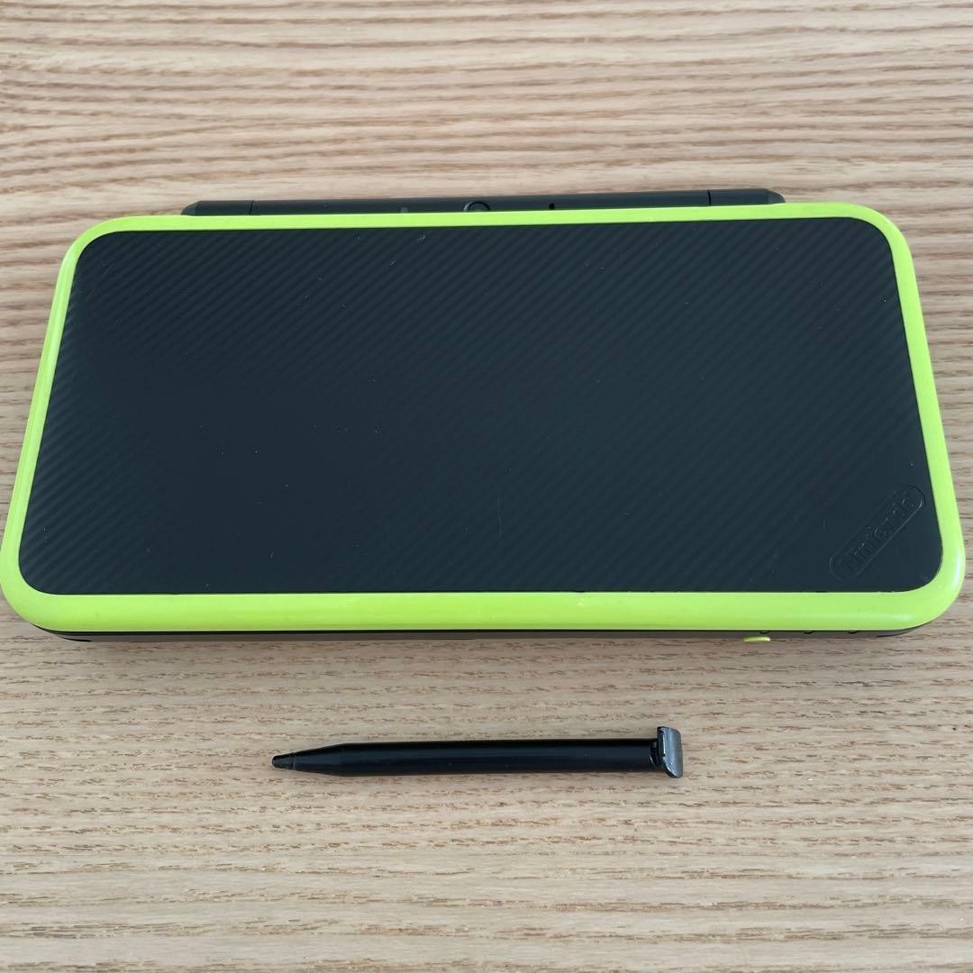 Nintendo 2DS LL – Black/Lime