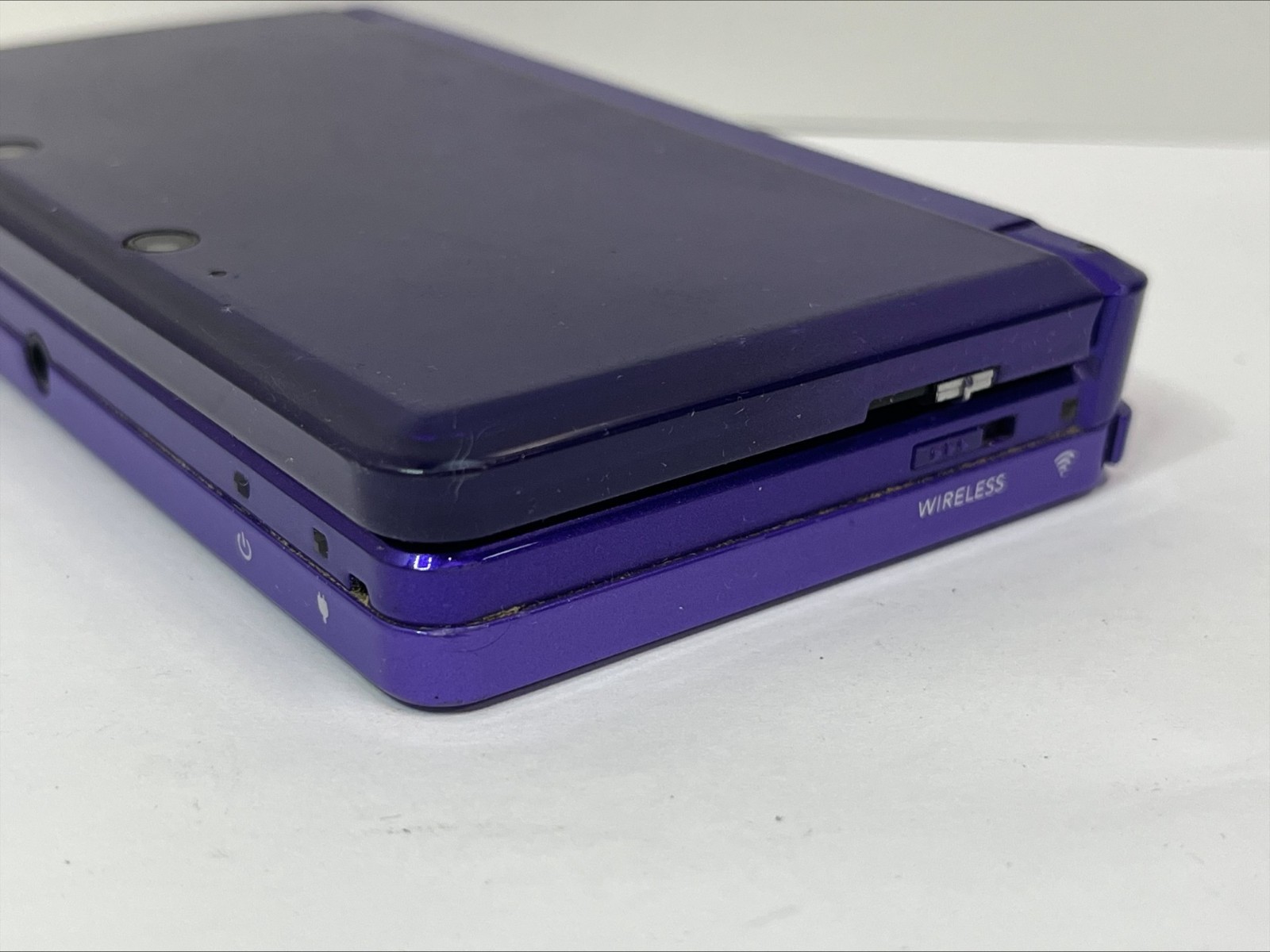FOR PARTS! Nintendo 3DS – Purple – Various issues! Please read! (B387)