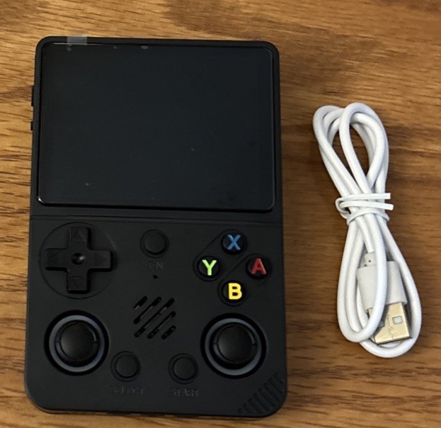 RG36 PRO Retro Handheld Game Console Open Source System, 3.5″ IPS Screen 64G TF