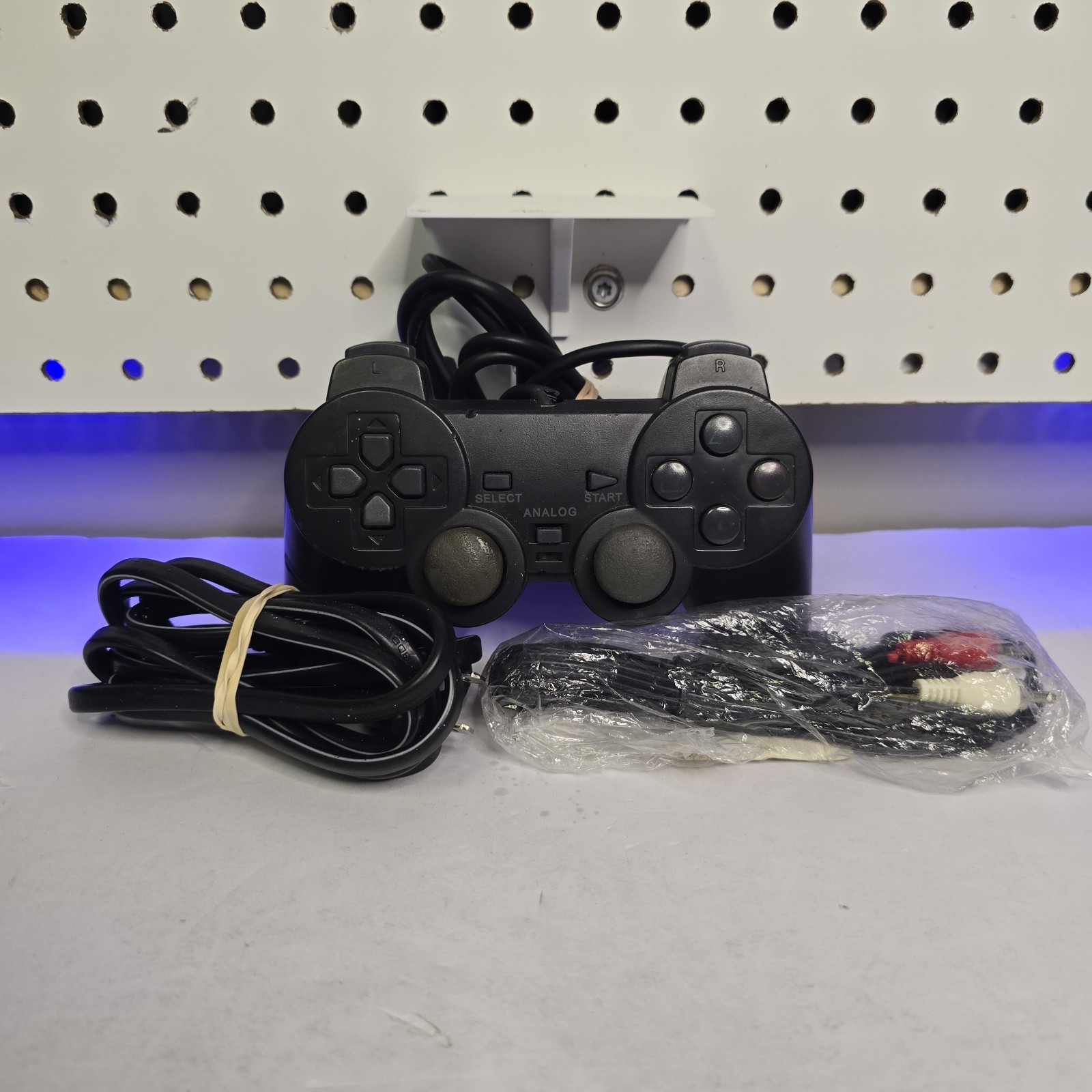 Sony PlayStation 1 Original PS1 SCPH-7501 Tested Cables PS2 Controller Fast Ship
