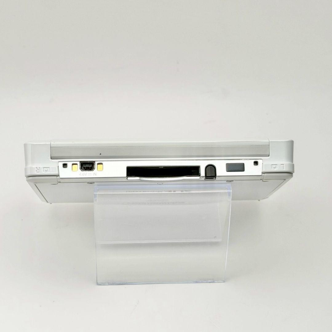 Unused item: Nintendo 3DS Ice White, operation confiRMed
