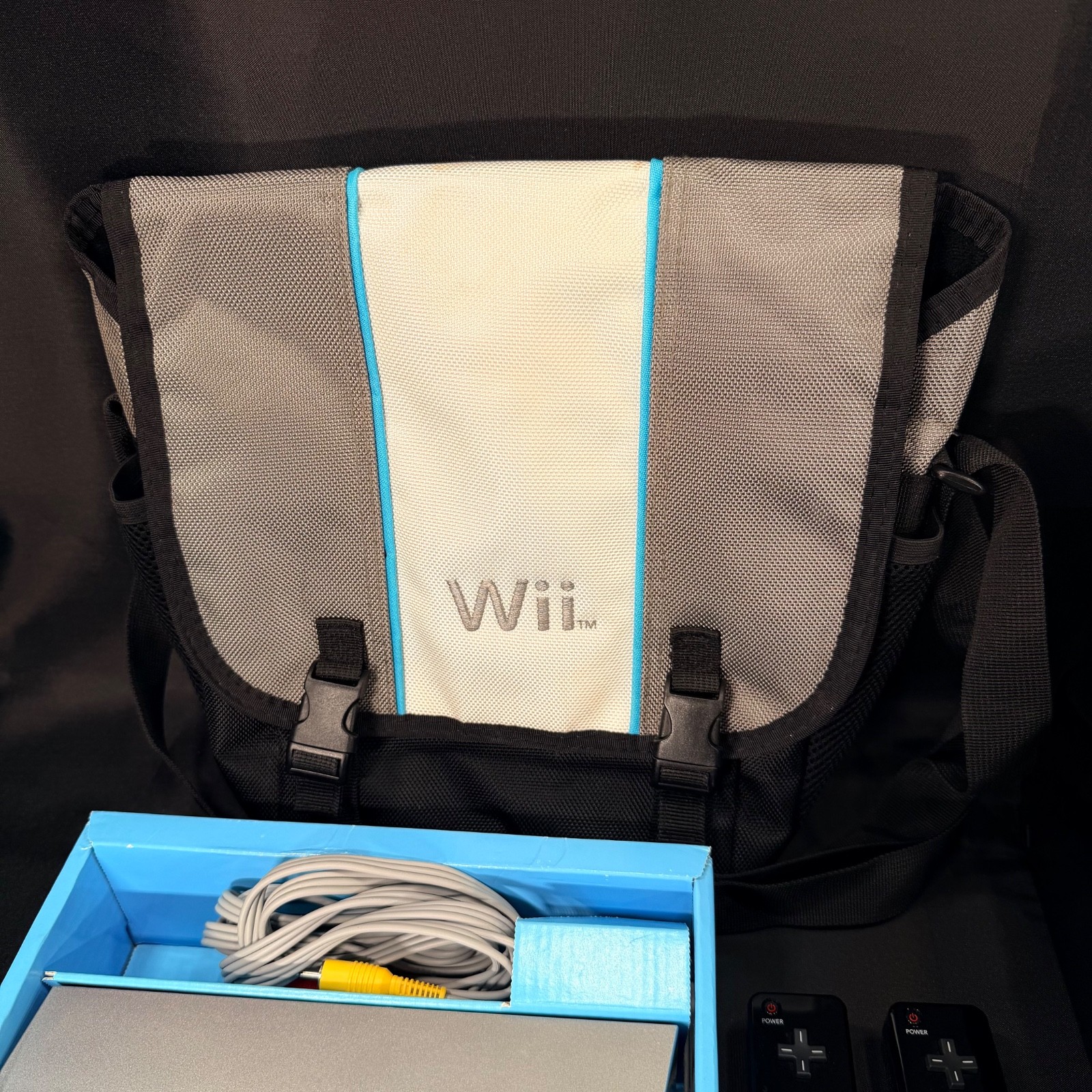 Nintendo Wii Black Console Bundle w/Wii Sports & Resort, 2 Motion Plus/Bag w/Box