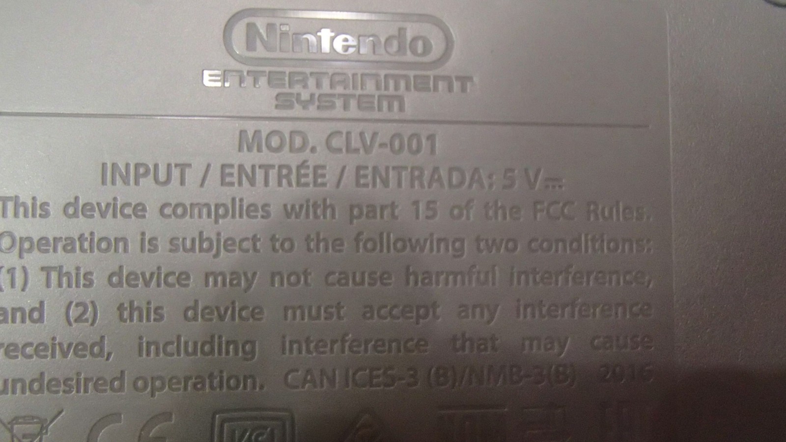 Nintendo Entertainment System NES Classic Model CLV-001 Mini Console 2 Controls