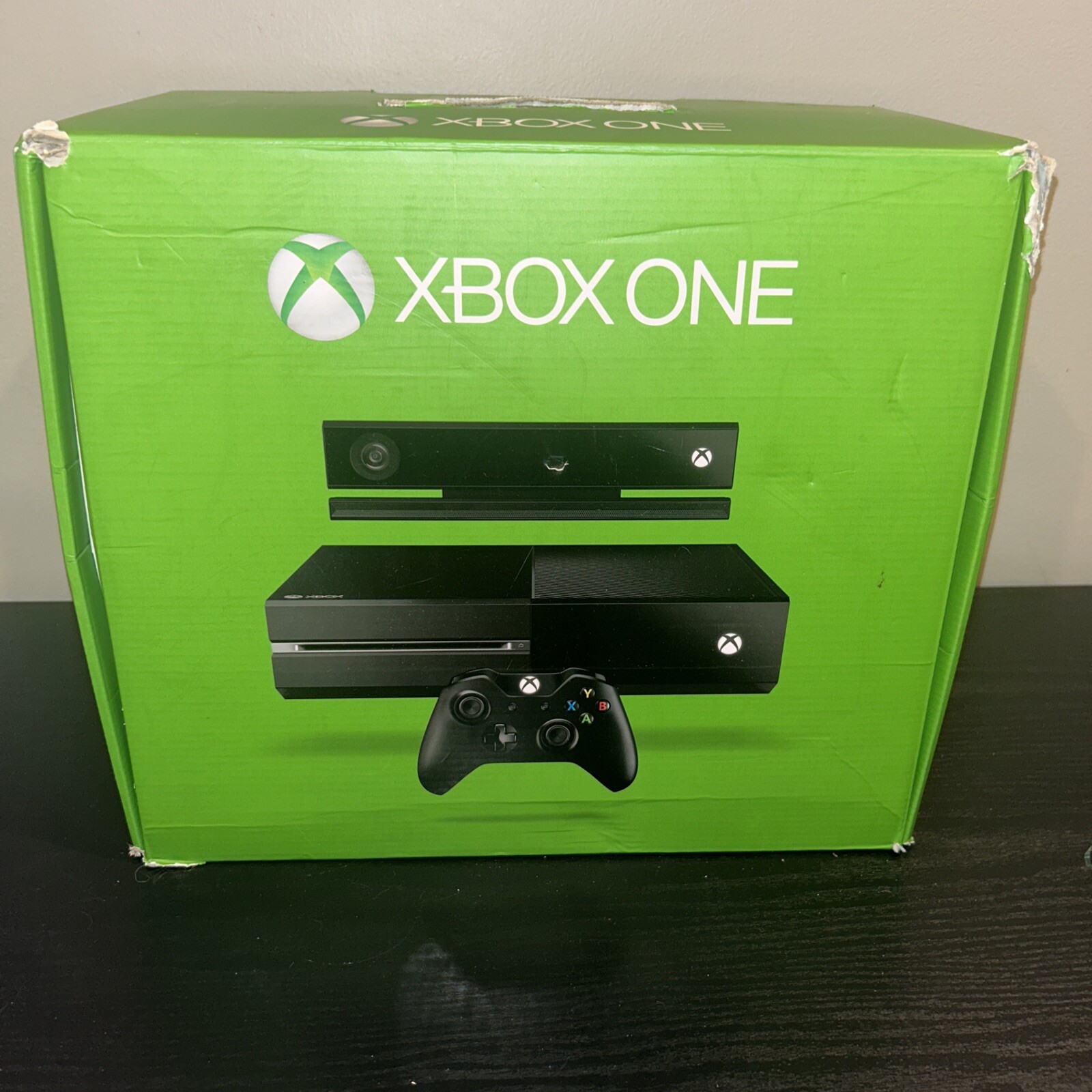 Xbox One 500gb With Kinect/No Controller/ No HDMI