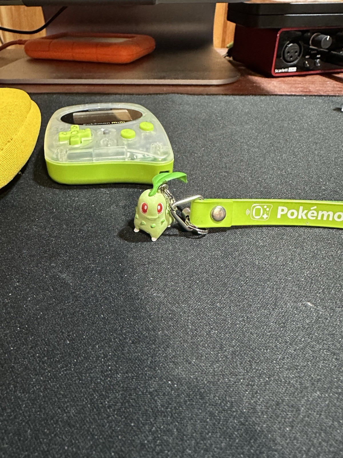 Pokémon Mini Console MIN-001 Chikorita Green W/ 2 Games, Soft case, Charm – US