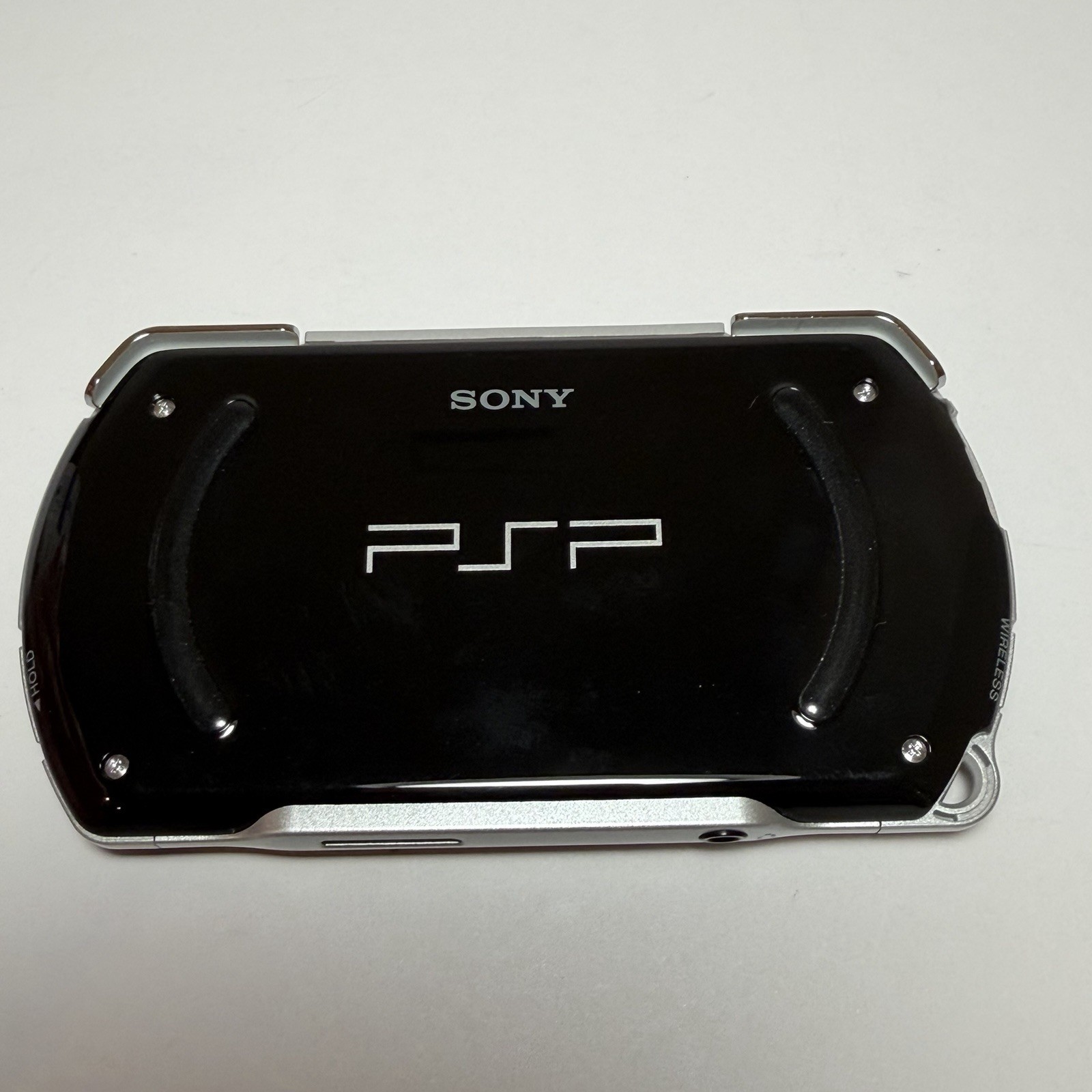 Sony PSP GO 16GB PSP-N1001 Console Handheld Portable Black In Box No Charger