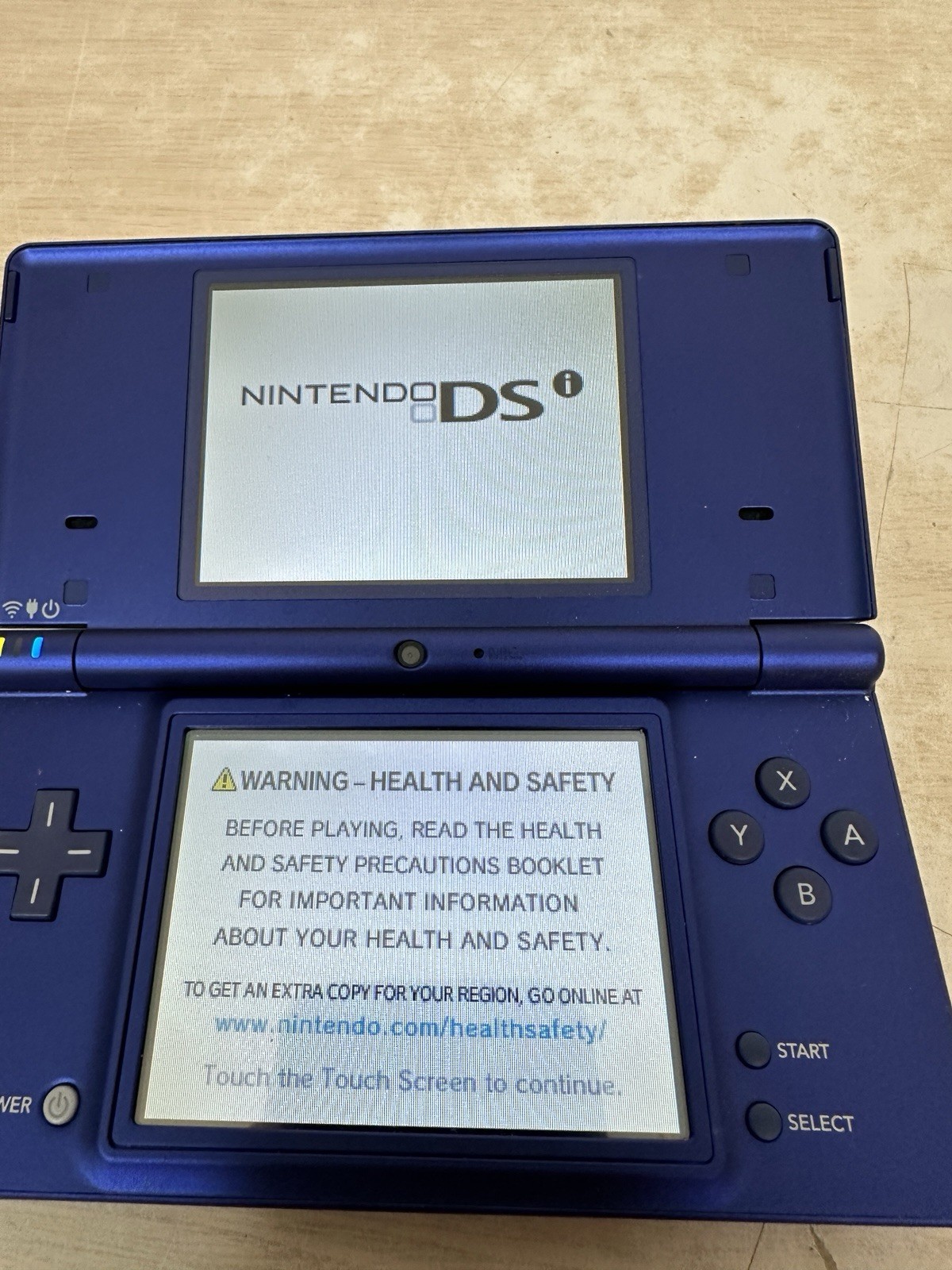 Nintendo DSi Metallic Dark Blue Console TWL-001 USA Tested w/ Charger & Stylus