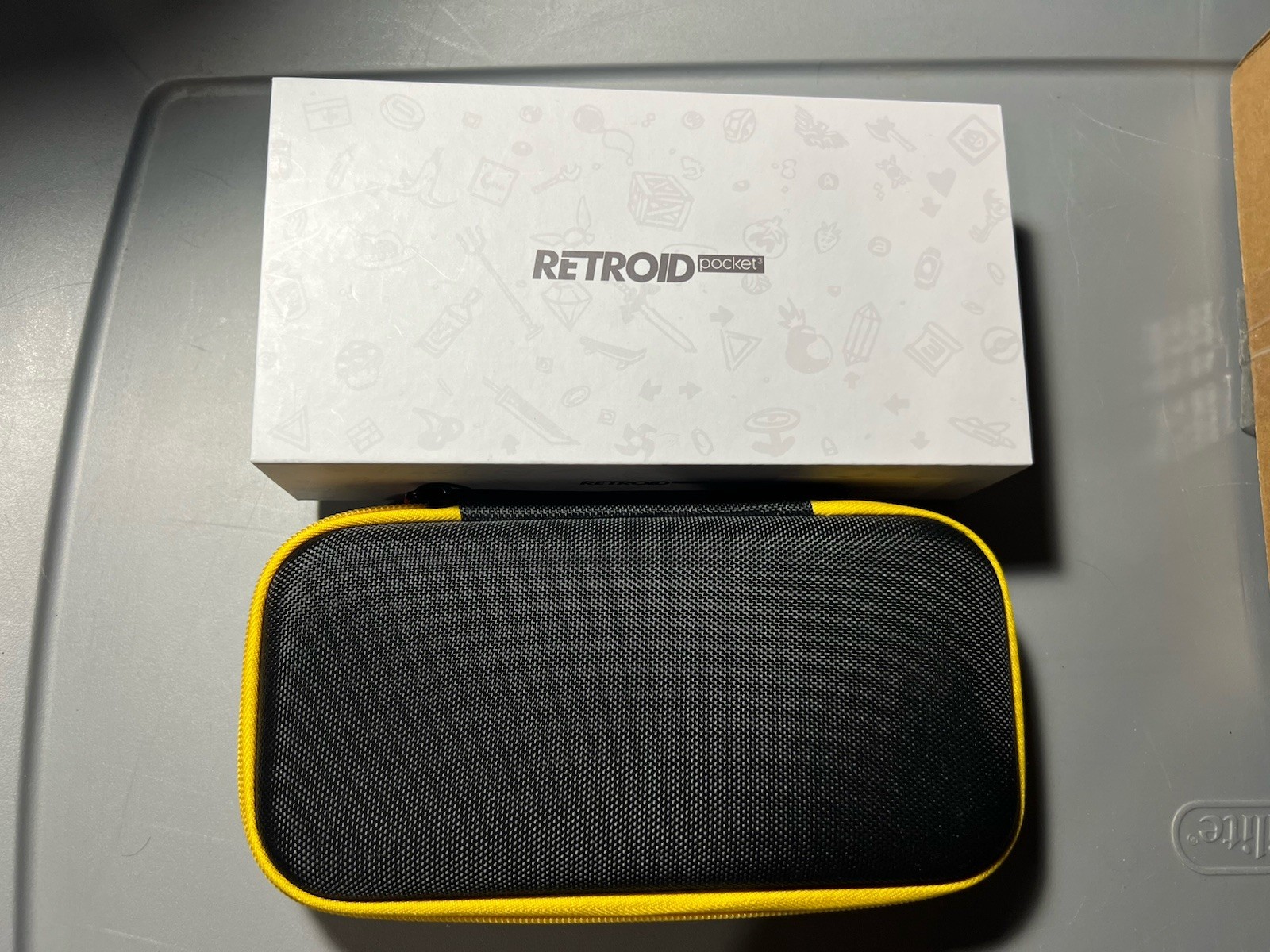 Retroid Pocket 3 Handheld Gaming Console