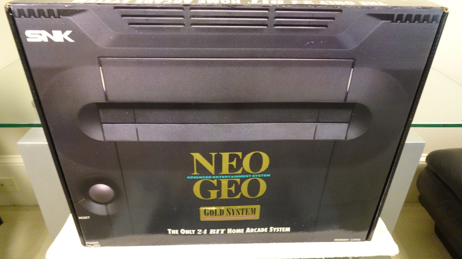 SNK Neo Geo Gold AES System (LN/CIB) RARE US Version *** Bonus Items ***