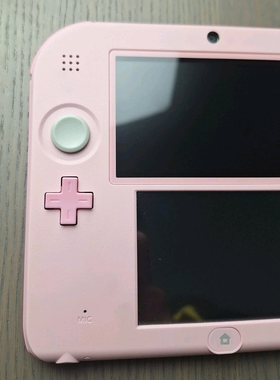 Nintendo 2DS Pink Region Free Console 16GB Tested Excellent Condition CIB