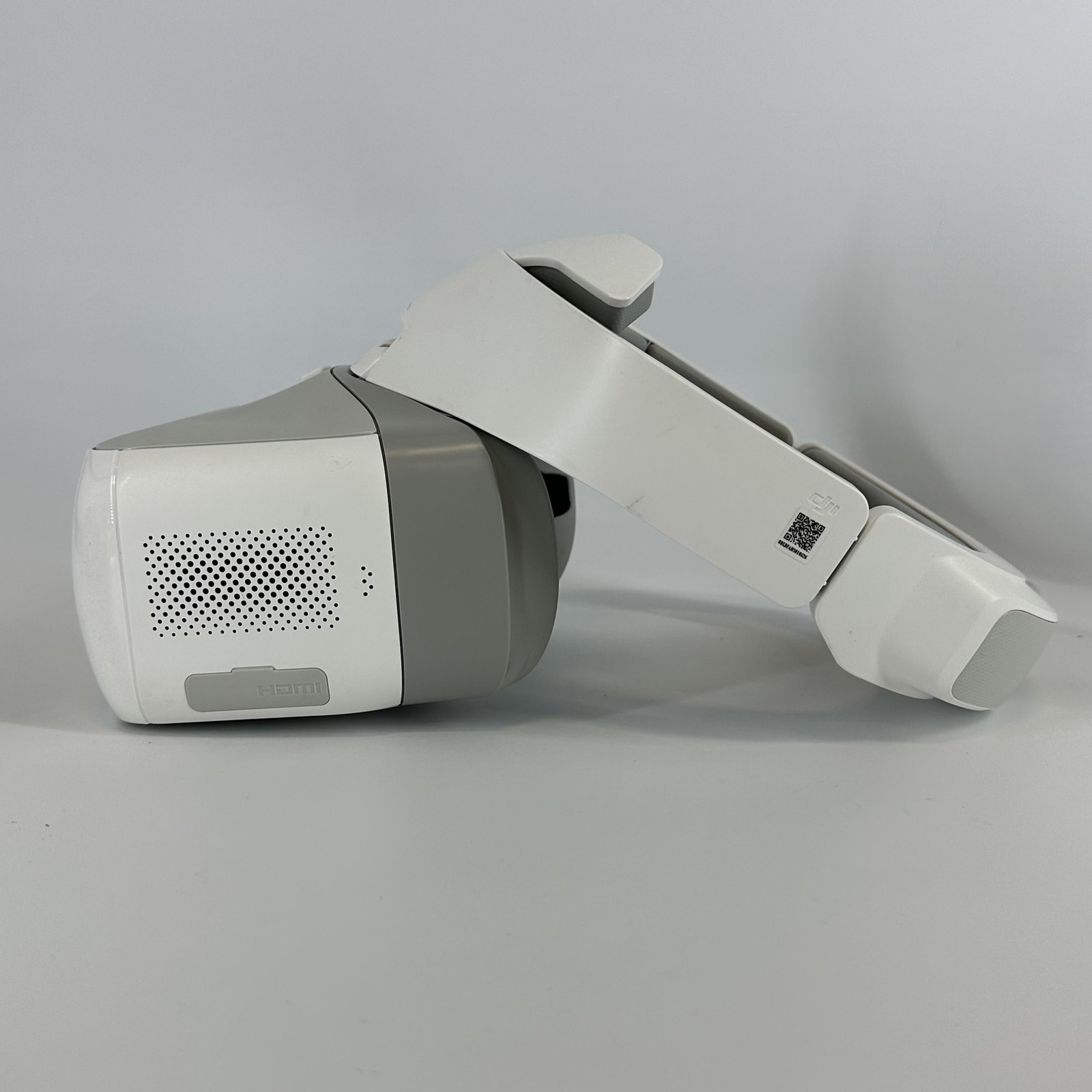 DJI Phantom 3 Standard Drone Quadcopter White w/ DJI goggles FPV – Good