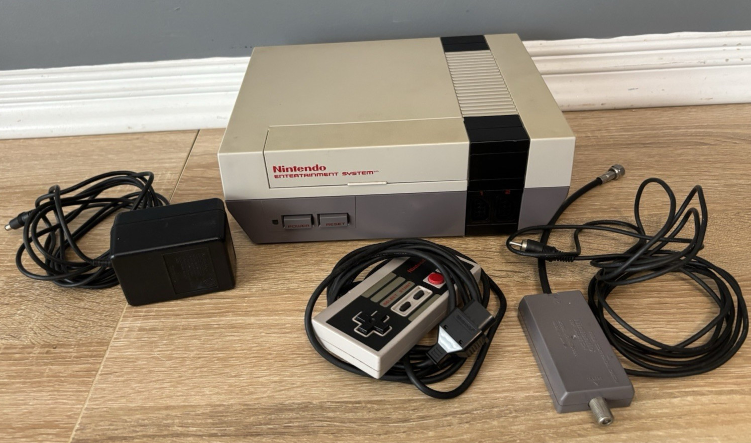 Nintendo Entertainment System NES Console Gaming System NES-001 Cleaned Working