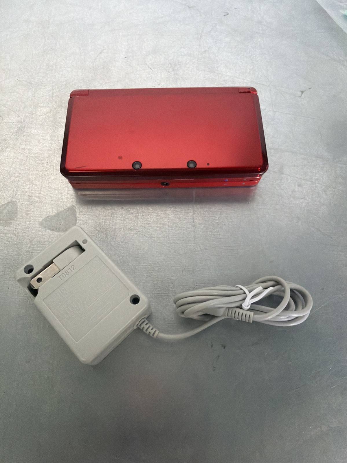Nintendo 3DS Handheld System – Flame Red