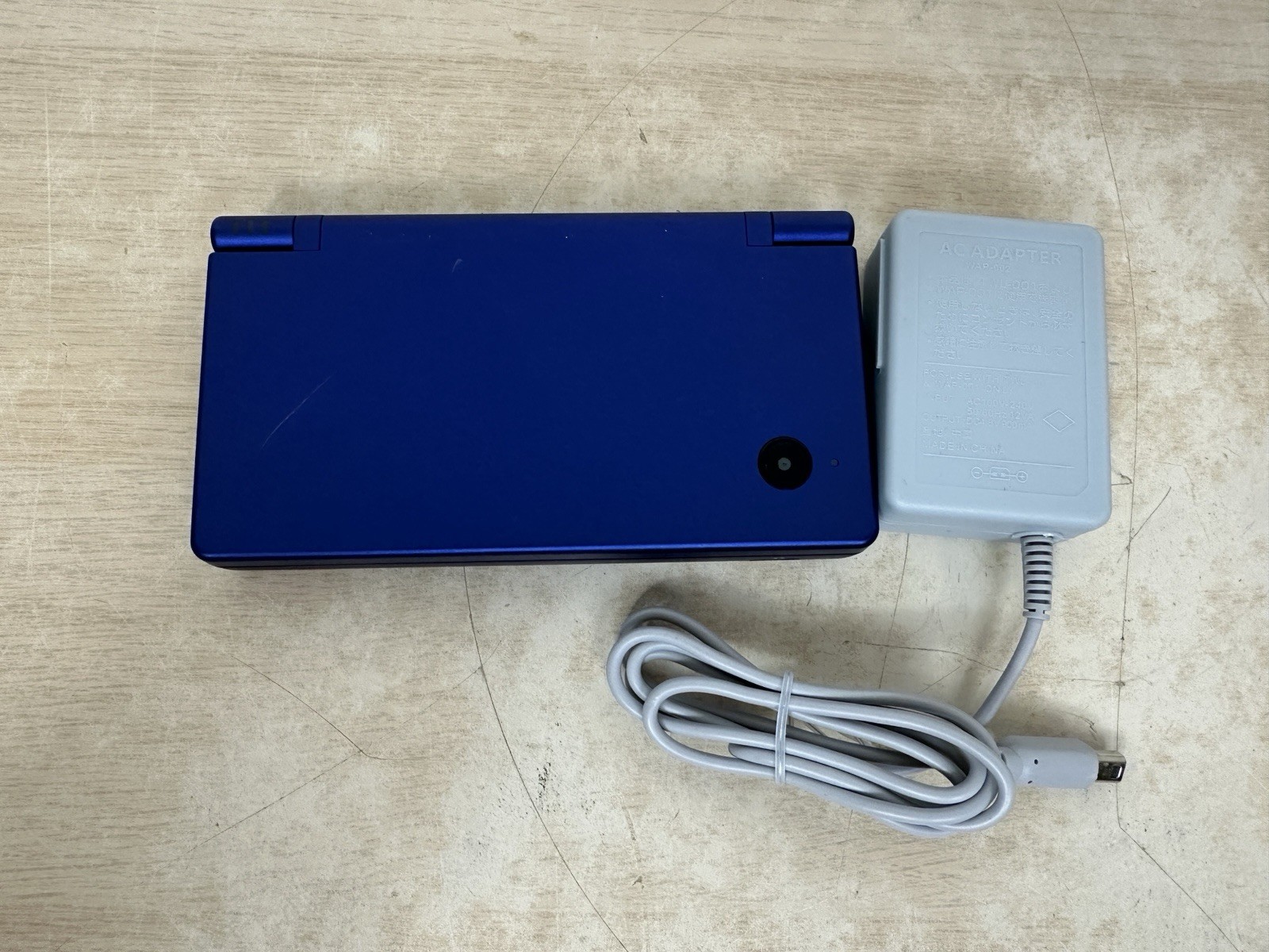 Nintendo DSi Metallic Dark Blue Console TWL-001 USA Tested w/ Charger & Stylus