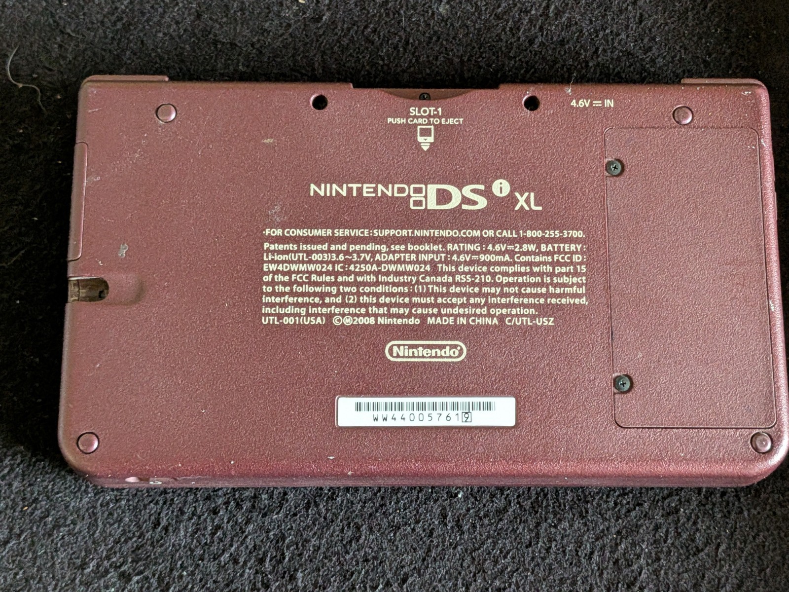 Nintendo DSi XL – Burgundy