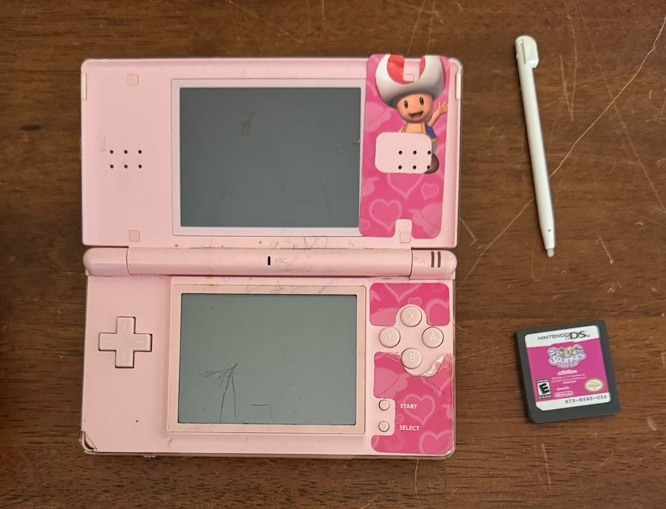 Nintendo DS Lite Pink! Turns On W/ Charger, Case, Game- Read Description.