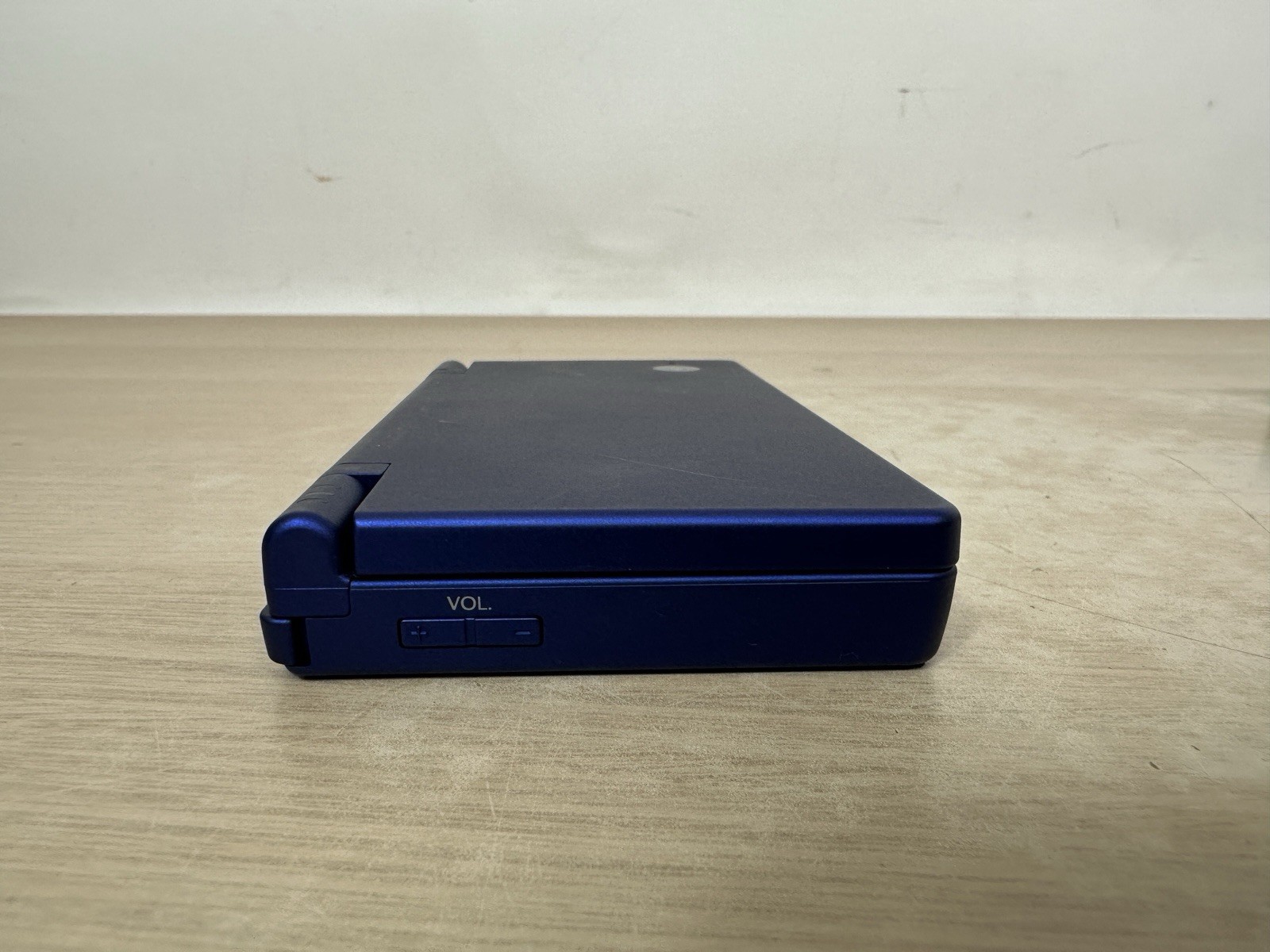 Nintendo DSi Metallic Dark Blue Console TWL-001 USA Tested w/ Charger & Stylus