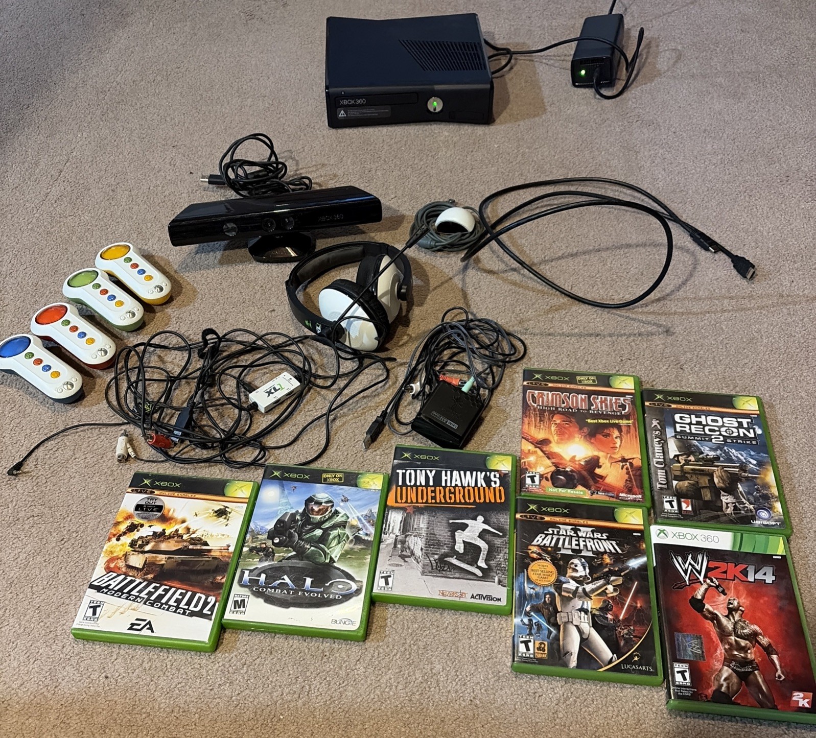 Lot Xbox 360 Black Console Kinect & Controllers 7 Games Turtle Beach Headphones