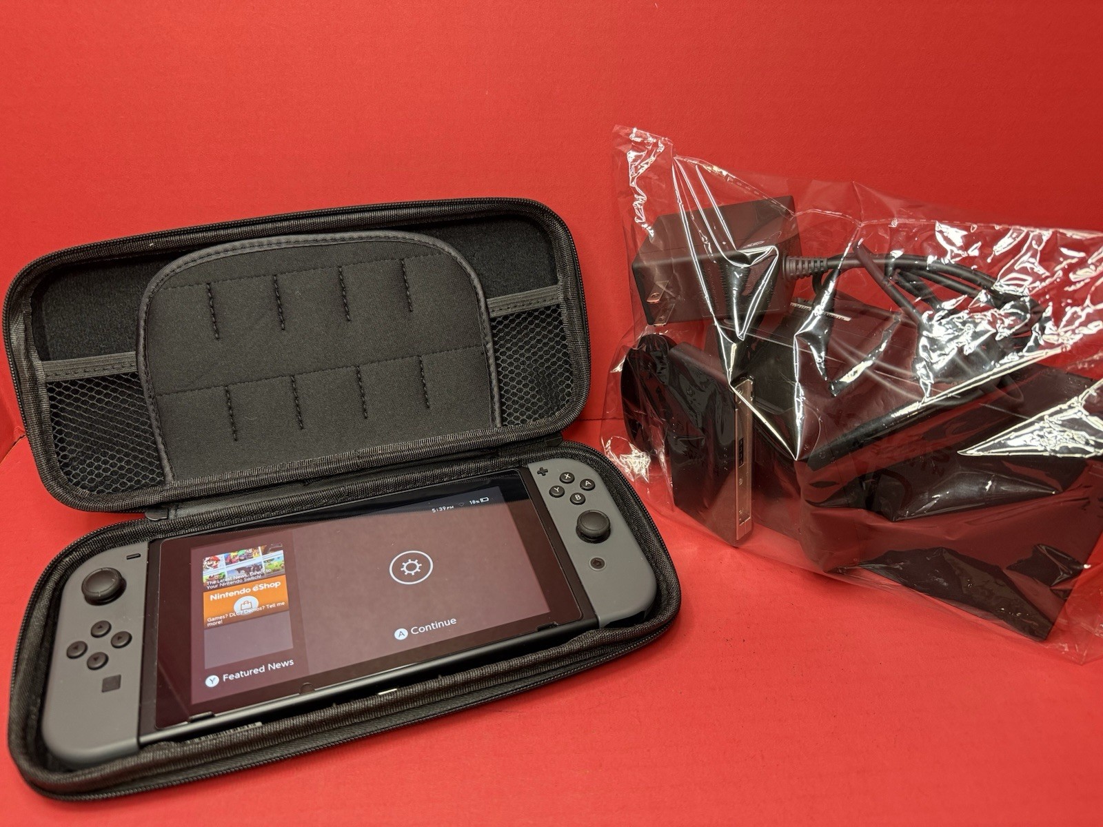 Nintendo Switch HAC-001(-01) 32GB Console with Gray Joy‑Con With New Accessories