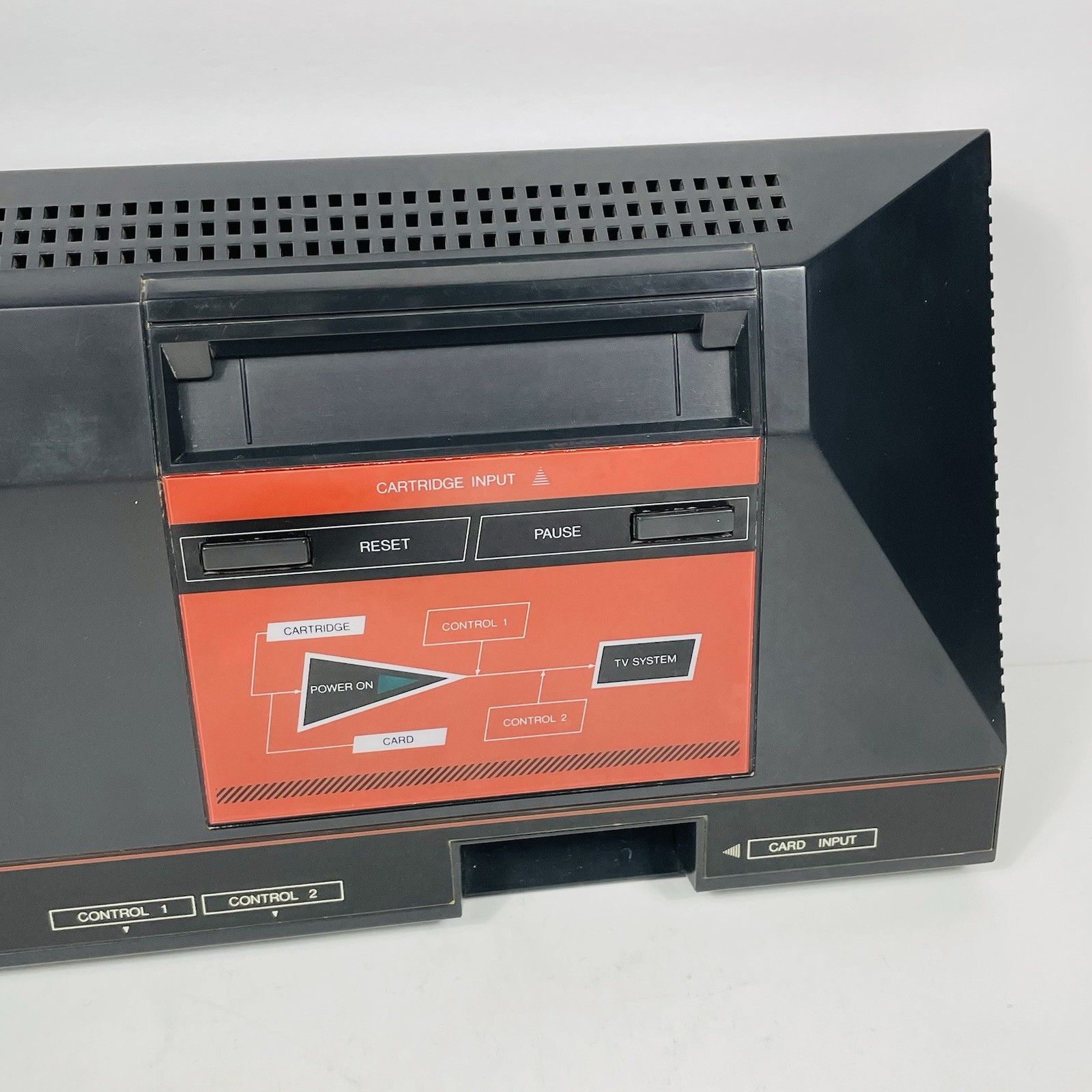 SEGA Master System Console, 2 Controllers, RF Switch, Power Supply and Game