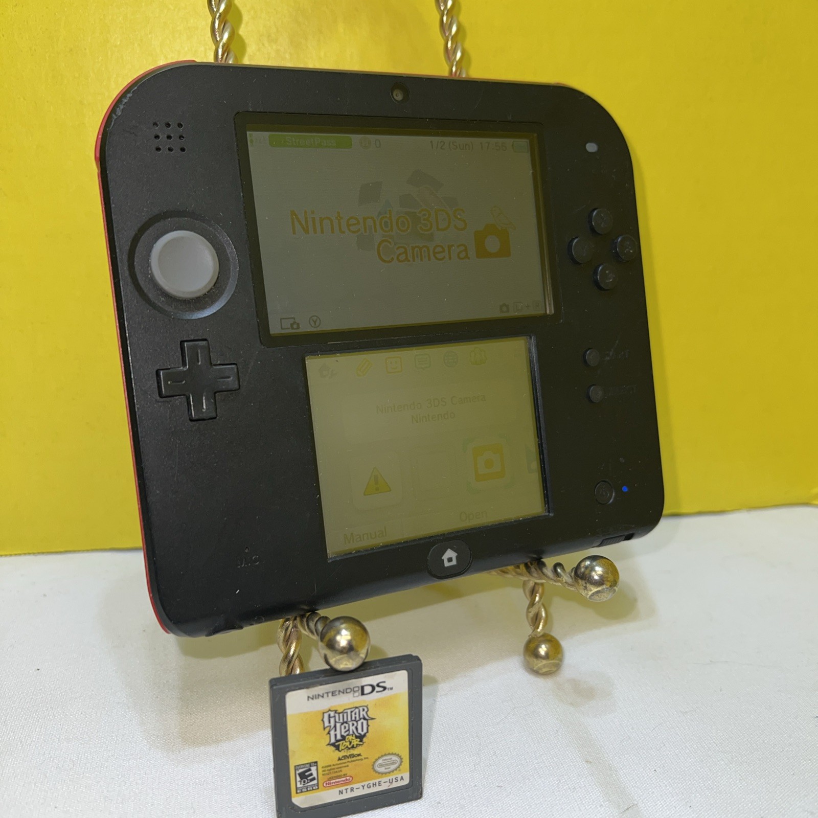Nintendo 2DS Handheld Game Console FTR-001 Blk/Red Tested + Guitar Hero On Tour