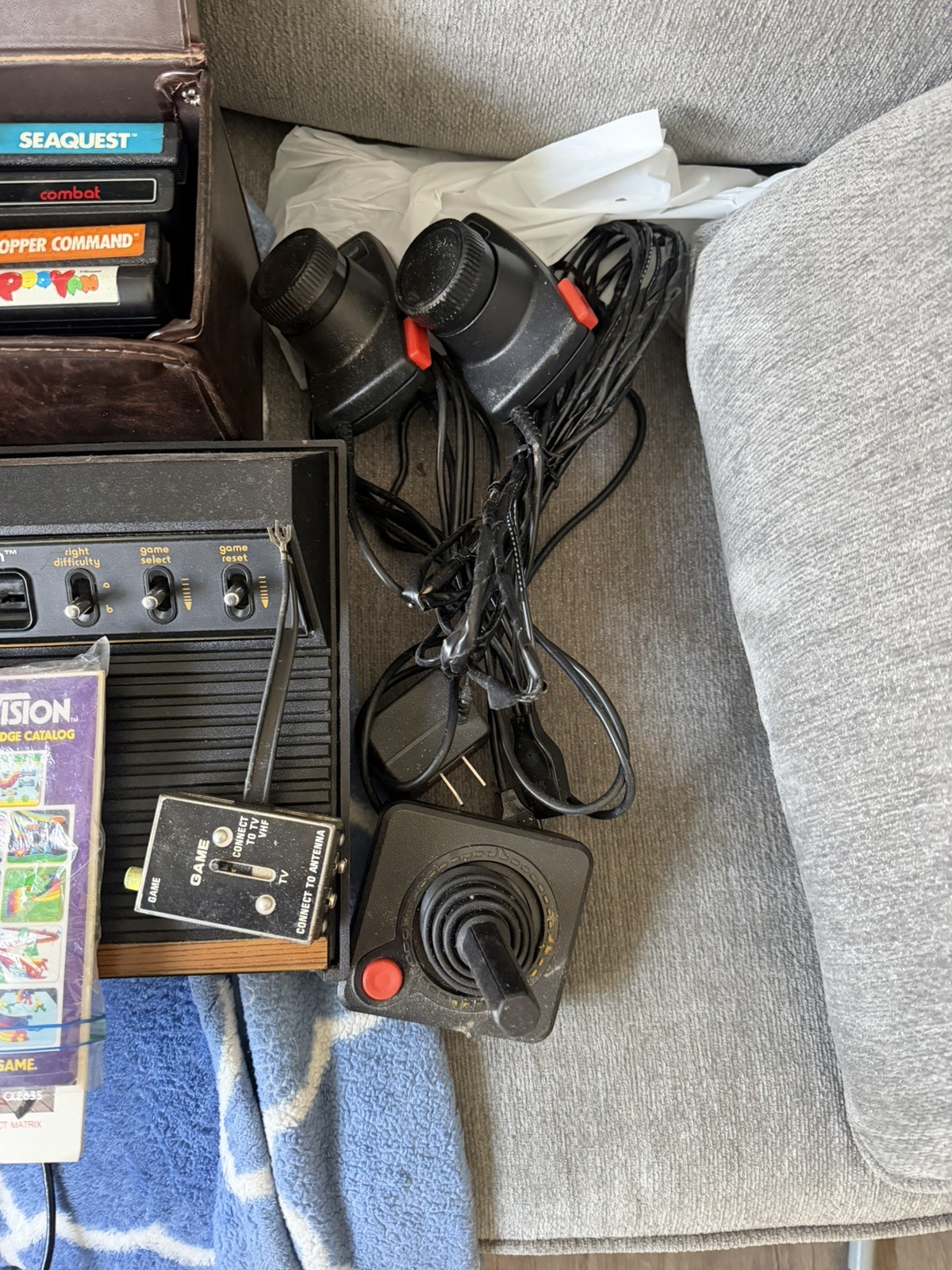 ACTIVISION ATARI GAMING SYSTEM! GAMES, PADDLES, CONTROLLER! VINTAGE! UNTESTED!