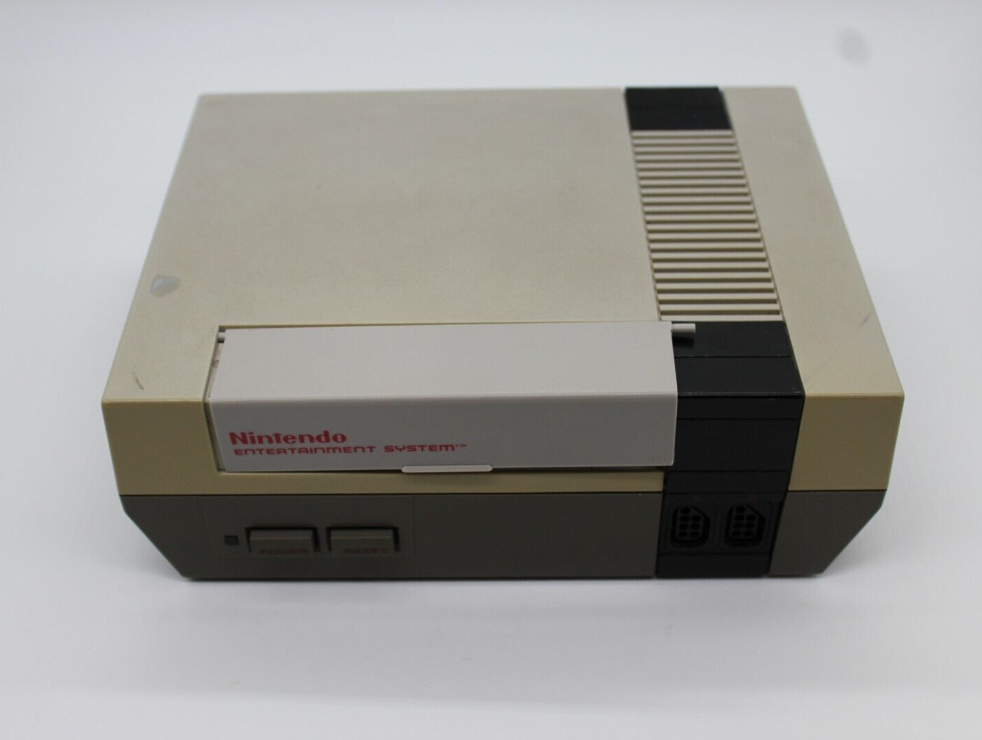 Nintendo Entertainment System (NES-001) – FOR PARTS OR REPAIR