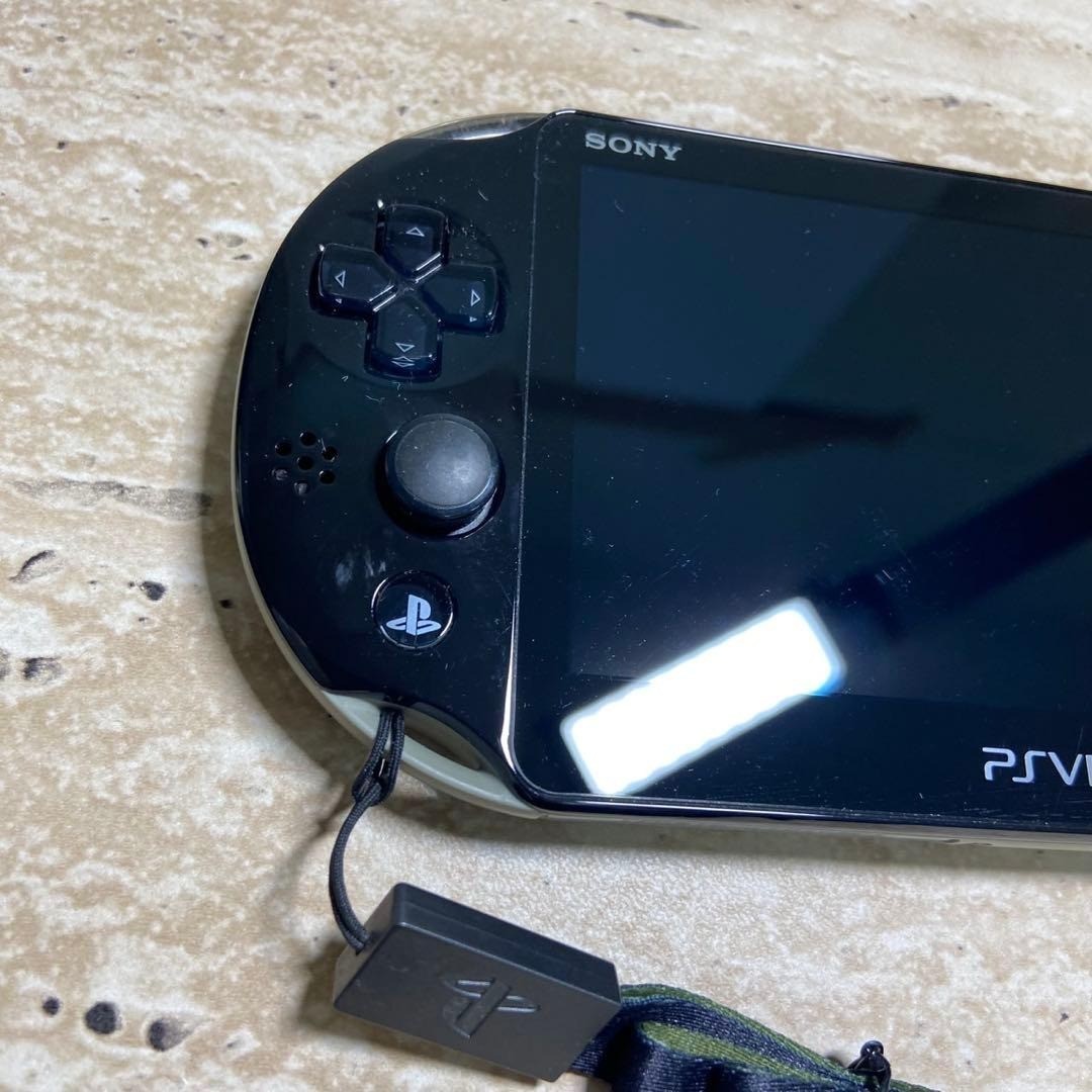 Sony PS Vita GOD EATER 2 Fenrir Edition PCHJ-10010 Console Excellent 7052