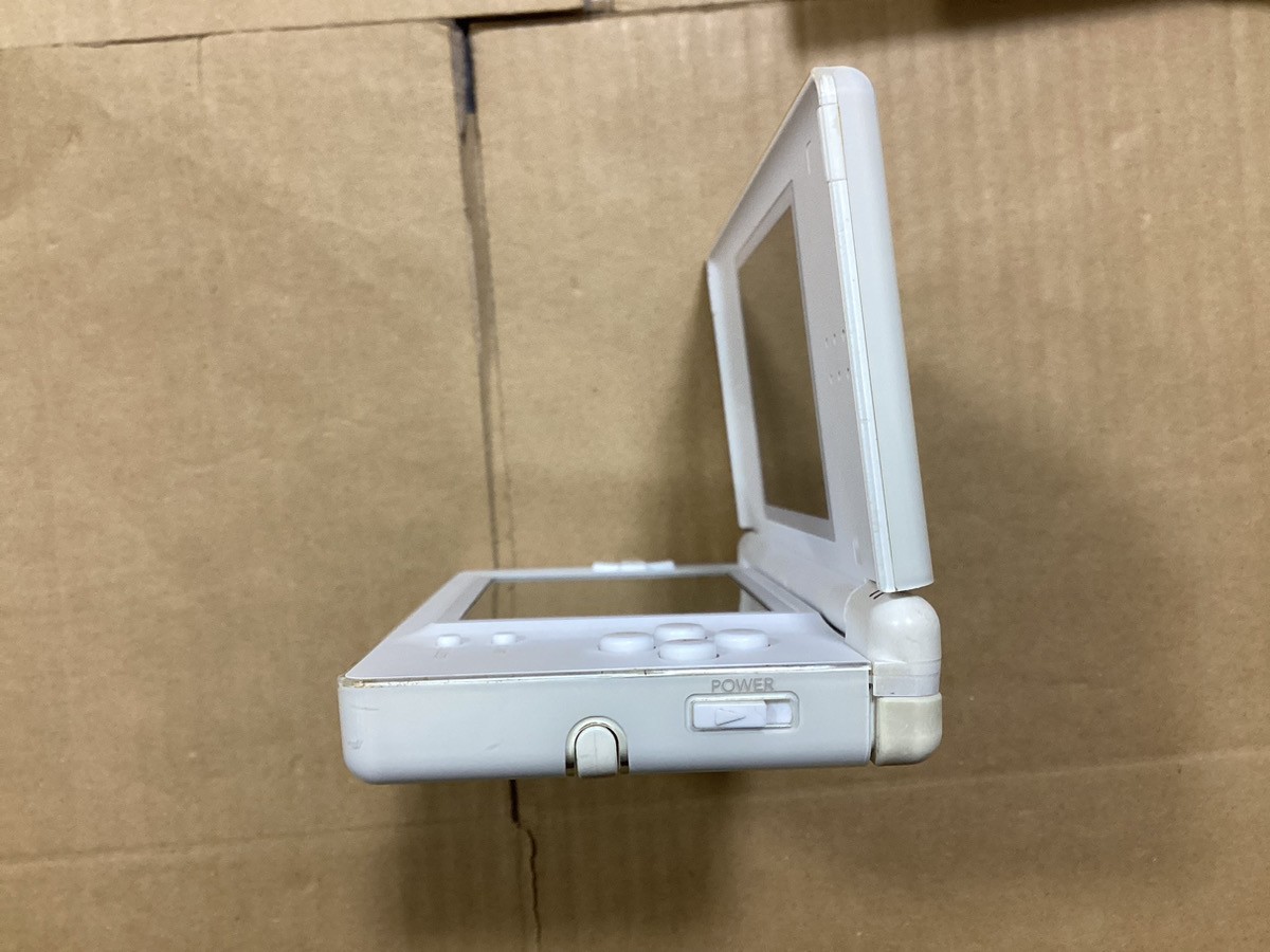 Nintendo DS Lite Crystal White USG-001 Japan ver. working