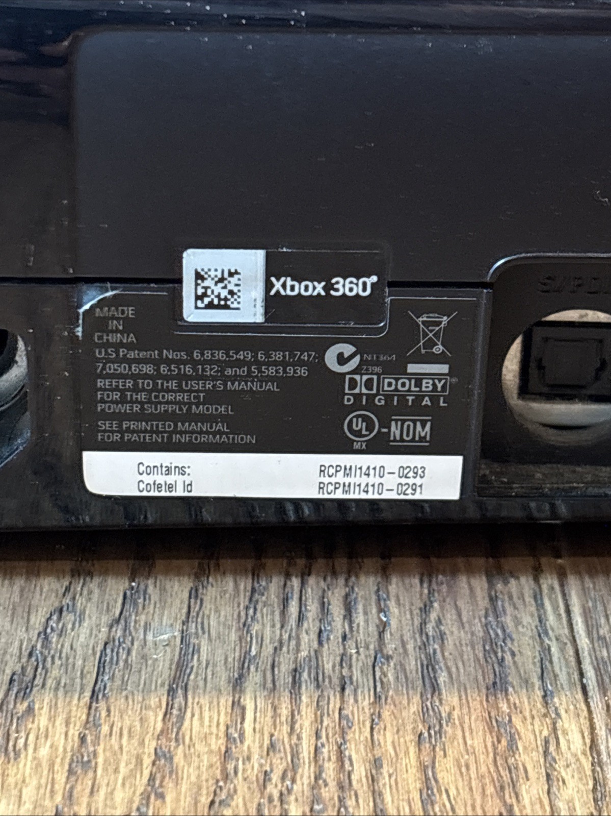 Xbox 360 S Black 250GB with 2 Controllers and Cables Tested and Working