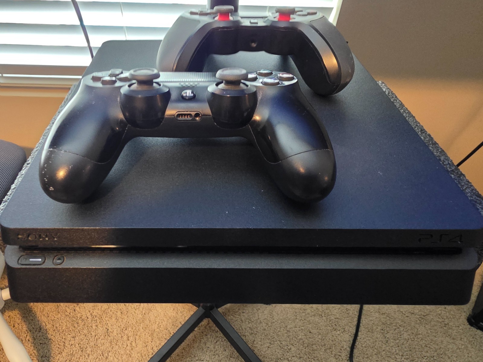 Used Sony PlayStation 4 Slim 1TB Console – Jet Black with original box