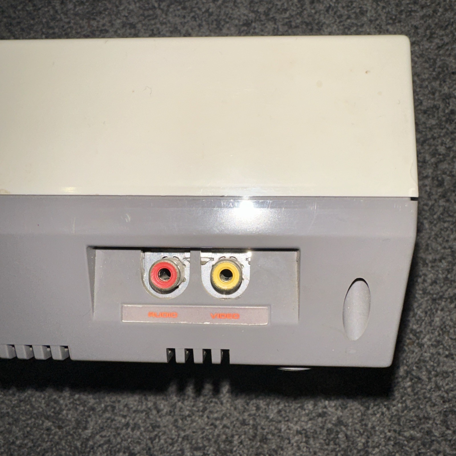NES Nintendo System Console NES-001 6 Game Bundle! 2 Controllers, Zapper, Etc.