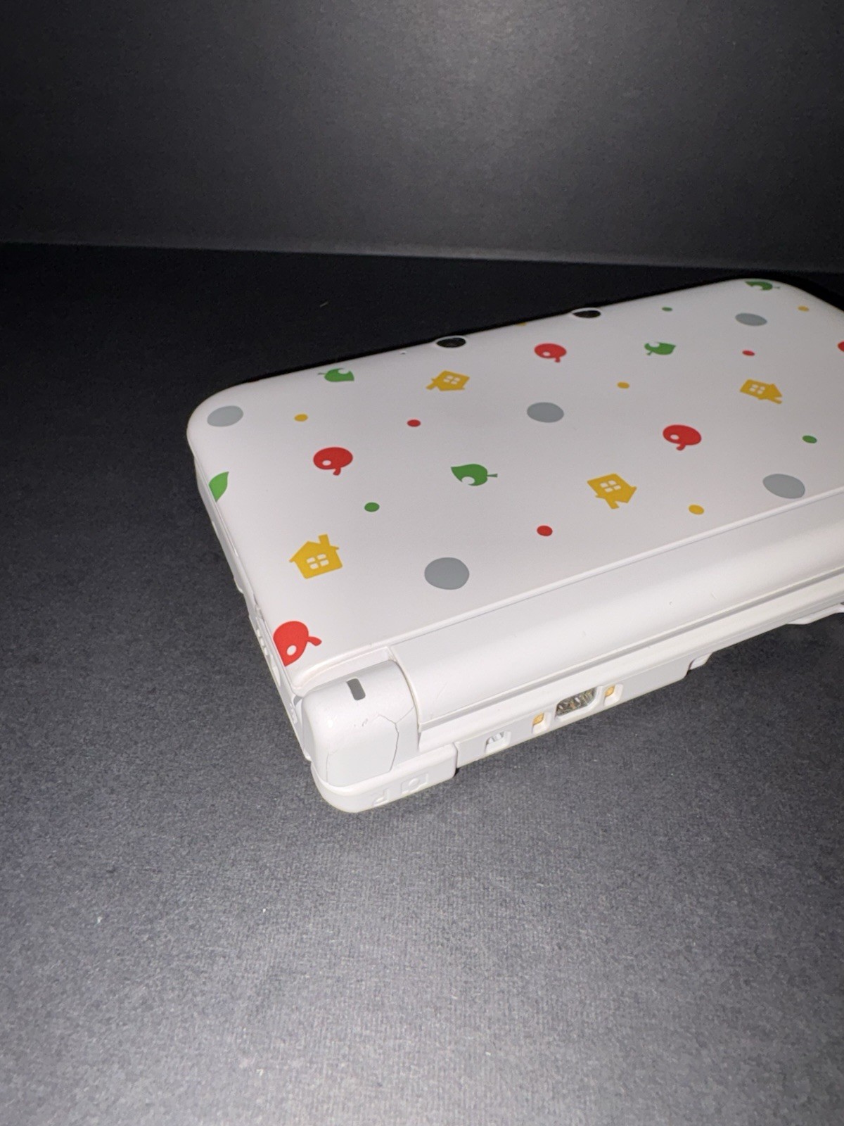 READ US Nintendo 3DS XL Animal Crossing Handheld – Charger & Stylus WORKING