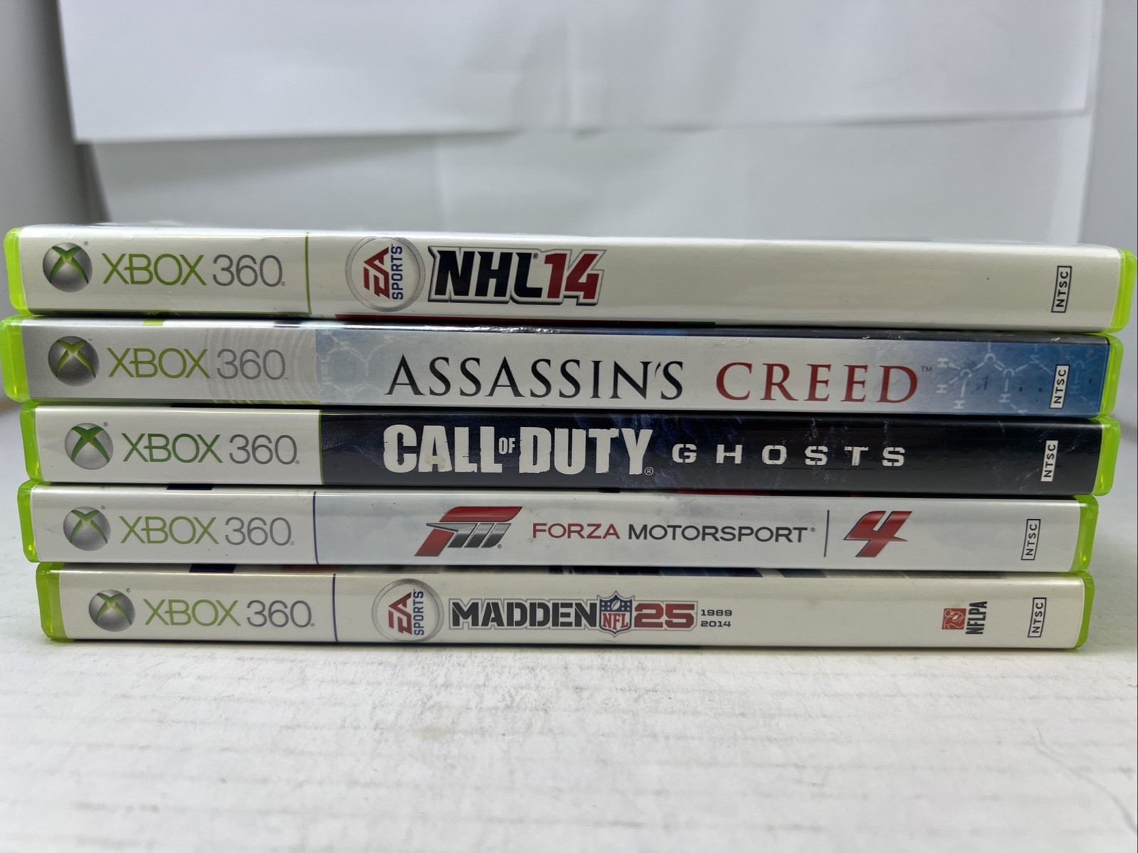 Xbox 360 S Slim 4GB Console Bundle Controller Lot Of 5 Games #ML36