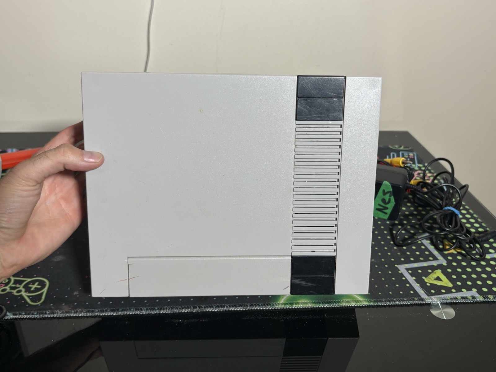 Nintendo Original NES-001 Entertainment System NES Console With Zapper