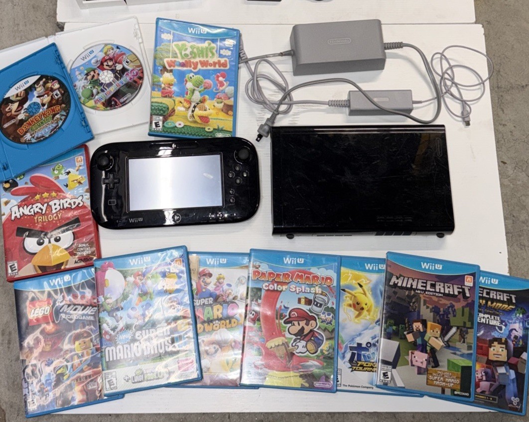 Nintendo Wii U Console Lot w/ Games