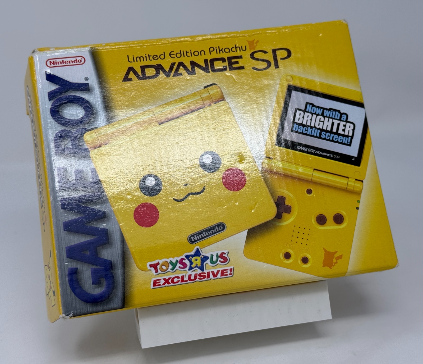 Nintendo Gameboy Advance SP Toys “R” Us Exclusive Limited Edition Pikachu IN BOX