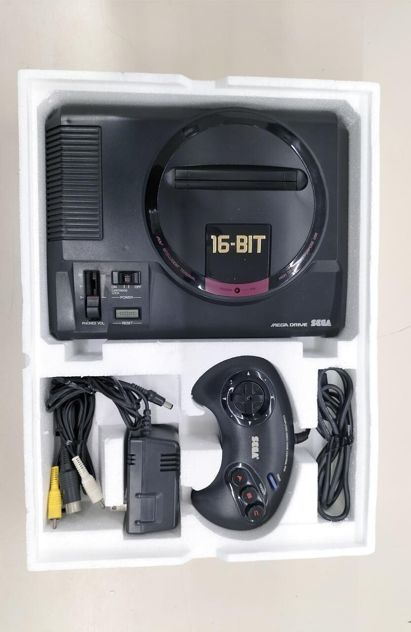 Mega Drive Console System Boxed Ref B10005864 Tested SEGA HAA-2510